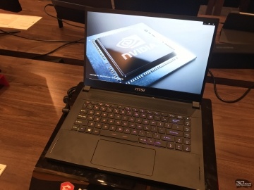 Первый взгляд на игровые ноутбуки MSI с CES 2020: экран 300 Гц и гигантский аккумулятор в компактном корпусе